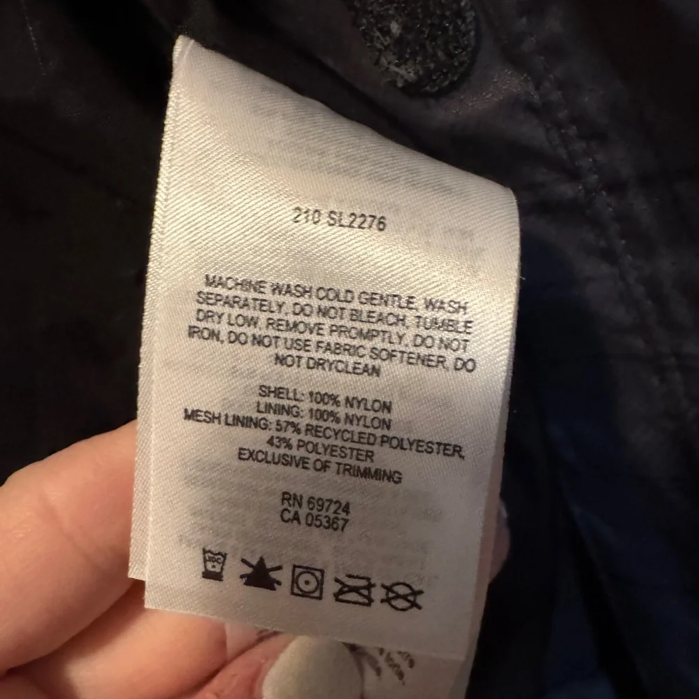 Women’s Columbia Sportswear Omni-Tech Titamium Rain Jacket - Picture 8 of 8